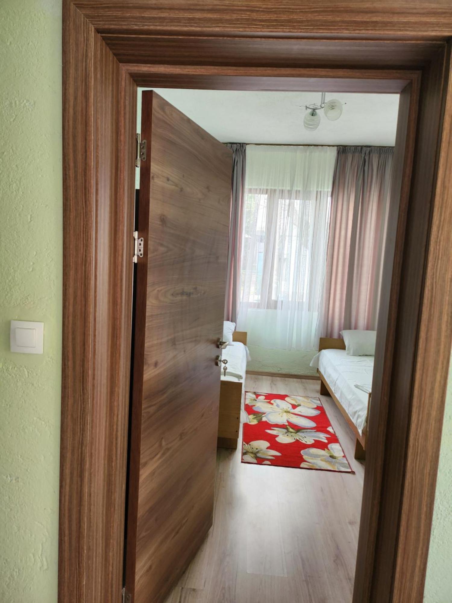 Apartment Lachevi Sandanski Oda fotoğraf
